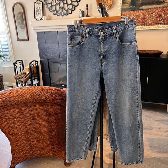 Levis Jeans Mens Size 33 X 32 550 '92 Medium Wash 100% Cotton Classic Denim - Picture 16 of 16